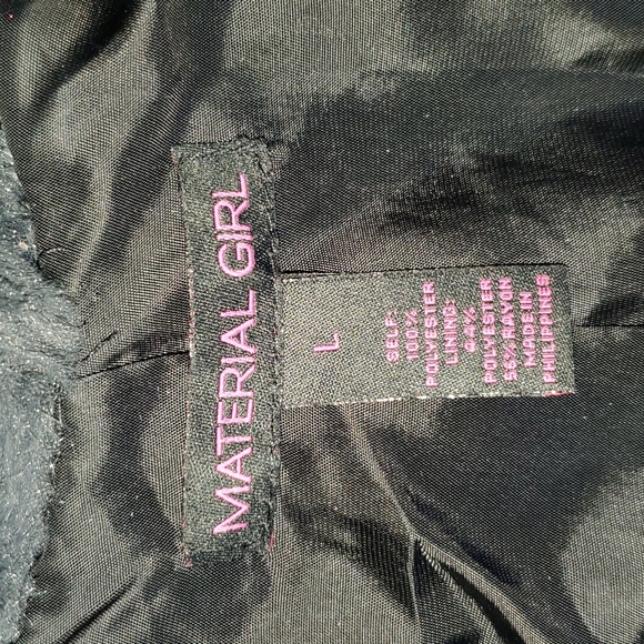 MATERIAL GIRL FAUX FUR VEST - Picture 2 of 5